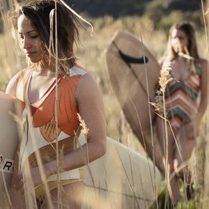 Seea Rhea One-Piece Bell Flower